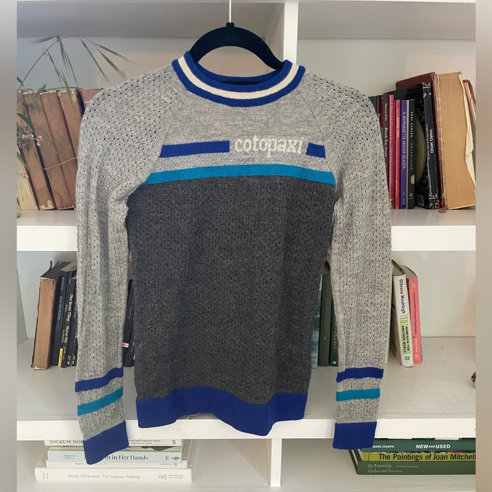 Cotopaxi layering sweater - never worn